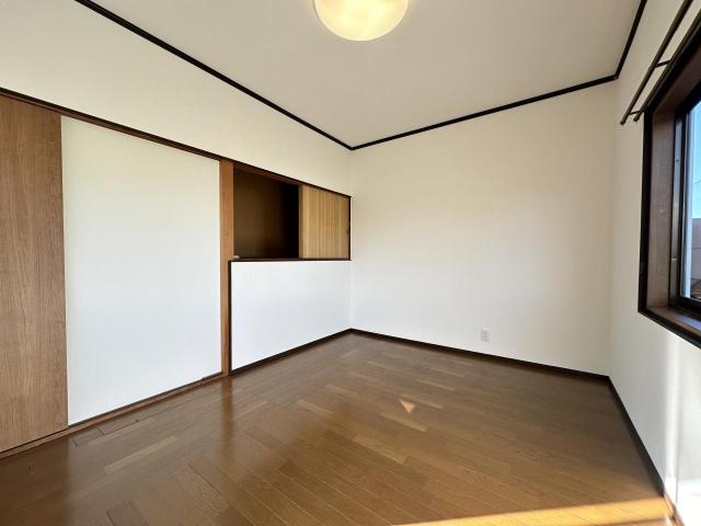 【室内】２階洋室