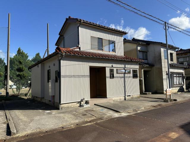 【外観】駐車３台可能