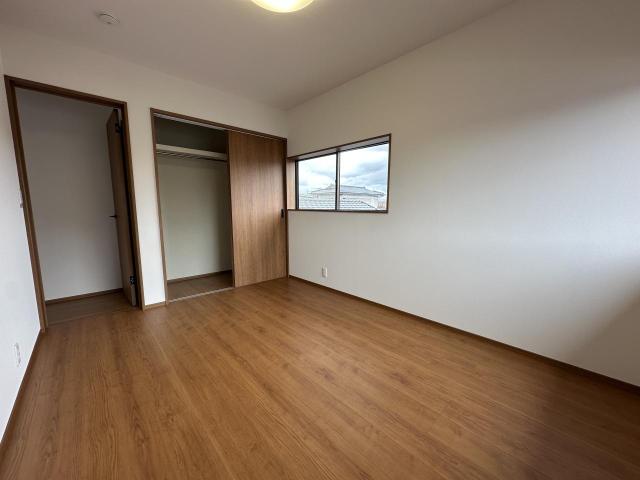 【室内】２階洋室B