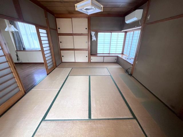 【室内】