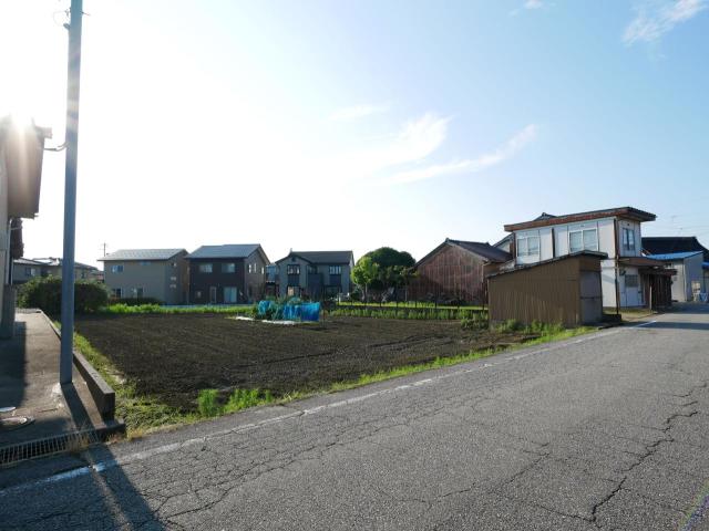【】