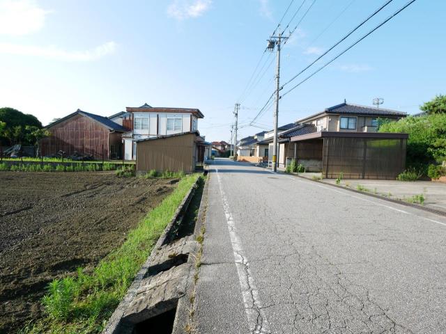 【】
