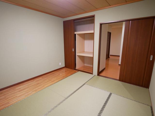 【室内】