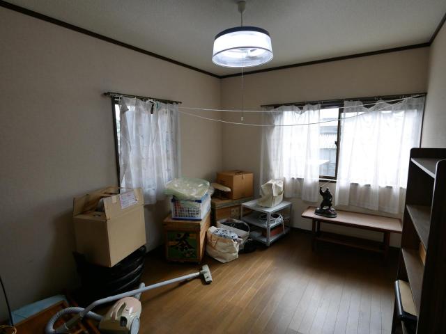 【外観】２階居室