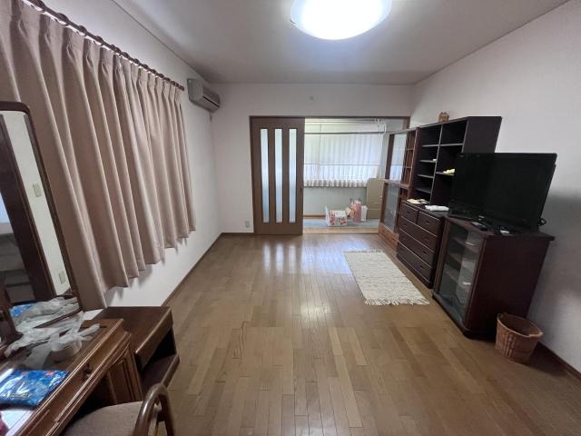 【外観】2階洋室