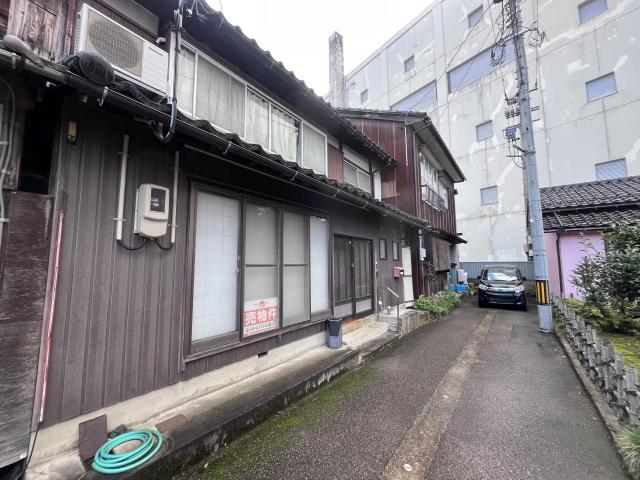 【外観】前面道路