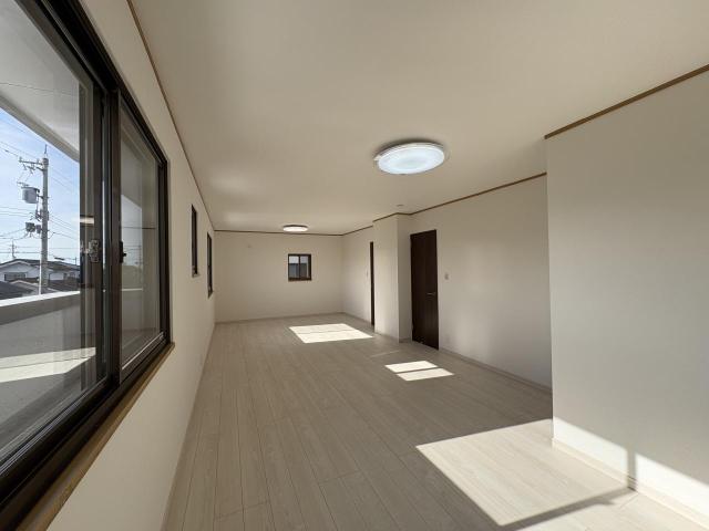 【室内】２階洋室