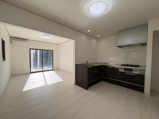 【リビング】エアコンつき