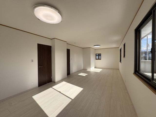 【室内】２階洋室