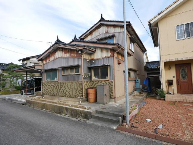 【外観】外観と前面道路