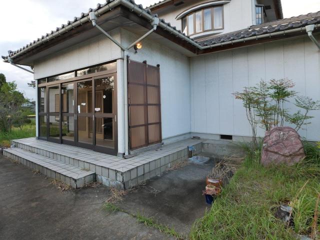 【外観】母屋玄関前