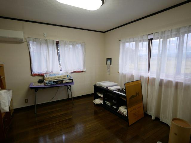 【室内】２階洋室