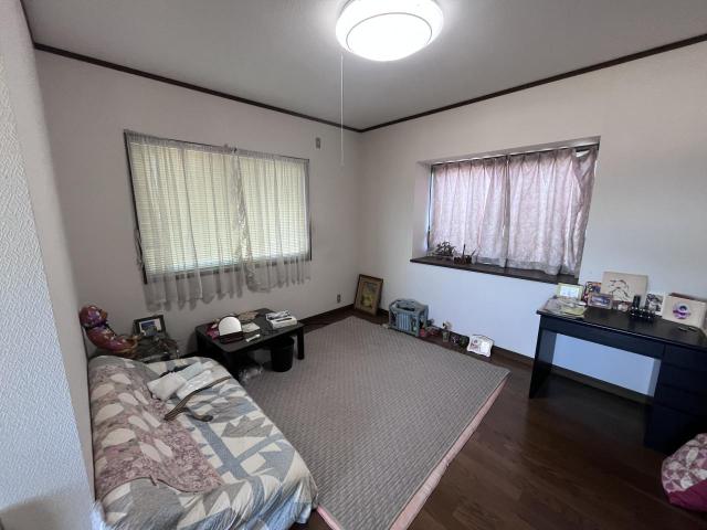 【室内】２階洋室