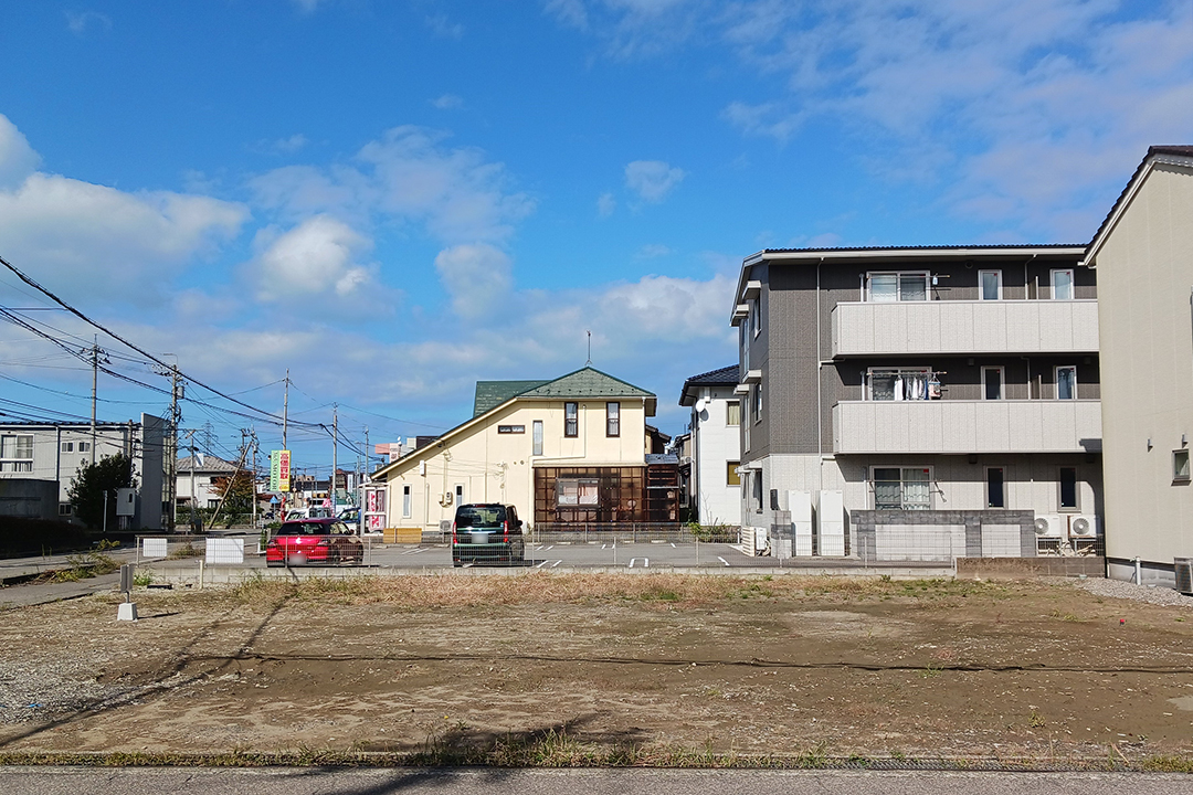 キッズみなと園、木曳野小学校へもお子さまの足で無理なく通える距離♪畝田中ふれあい公園まで徒歩4分！暮らしやすさと家族の時間がそっと息づく住宅地です。